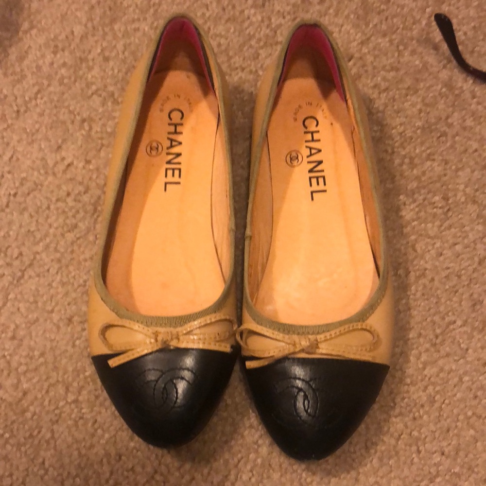 Ballet flats